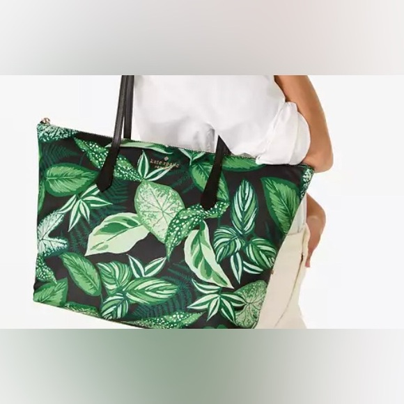 Kate Spade Kit Fern Foliage tote New with tags beautiful green/black pattern. - Picture 5 of 5